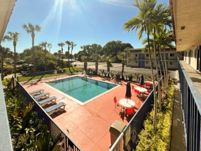 Motel 6 Riviera Beach Fl Εξωτερικό φωτογραφία